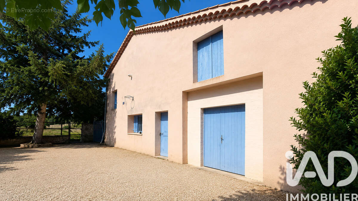 Photo 5 - Appartement à SAINT-JULIEN-DE-PEYROLAS