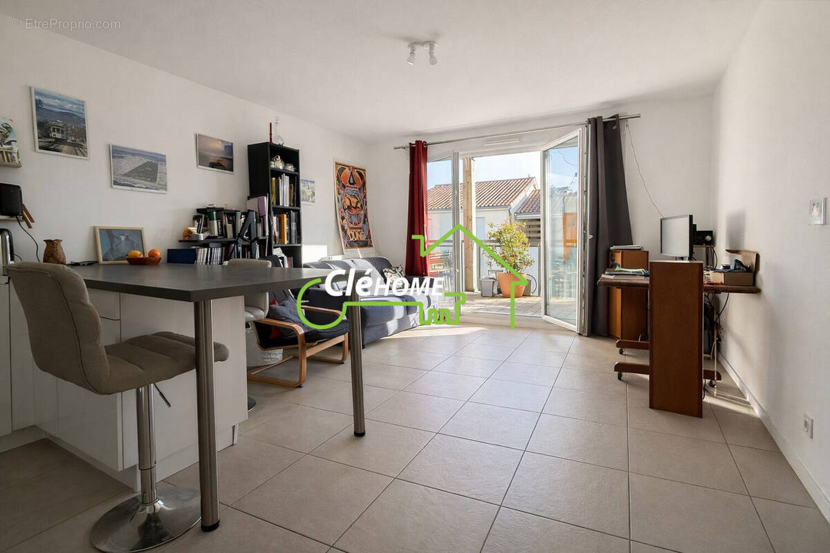 Appartement à LENTILLY