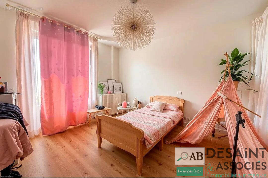 A vendre maison récente sur Crécy la Chapelle 155 m2, sur terrain de 1012m2. - photo 9