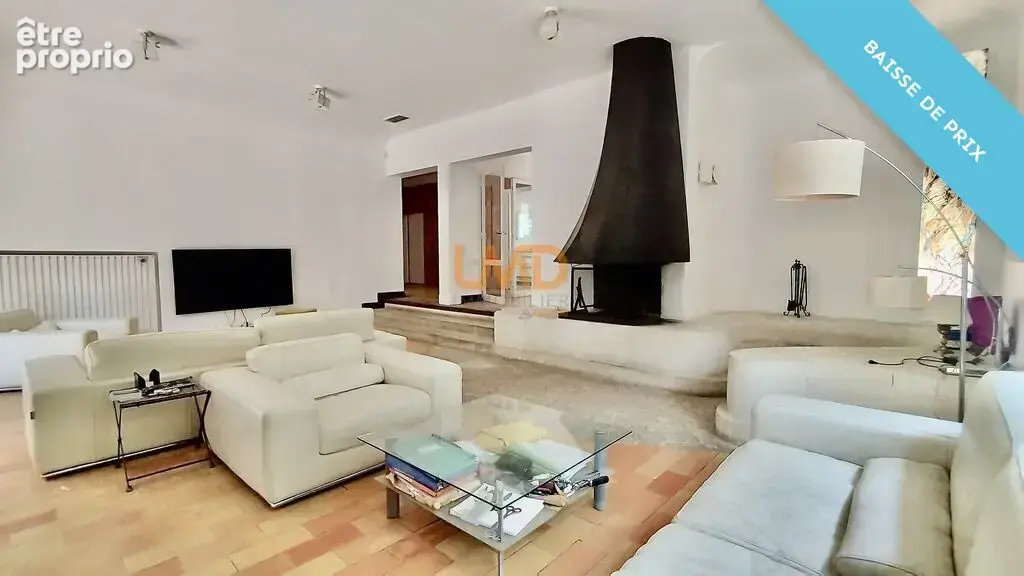 Quartier Tour Magne - plain pied - parc arboré - beaux volumes - photo 10