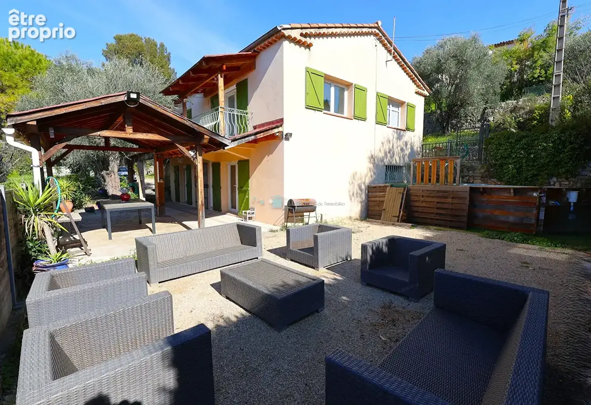 Maison à PEYMEINADE