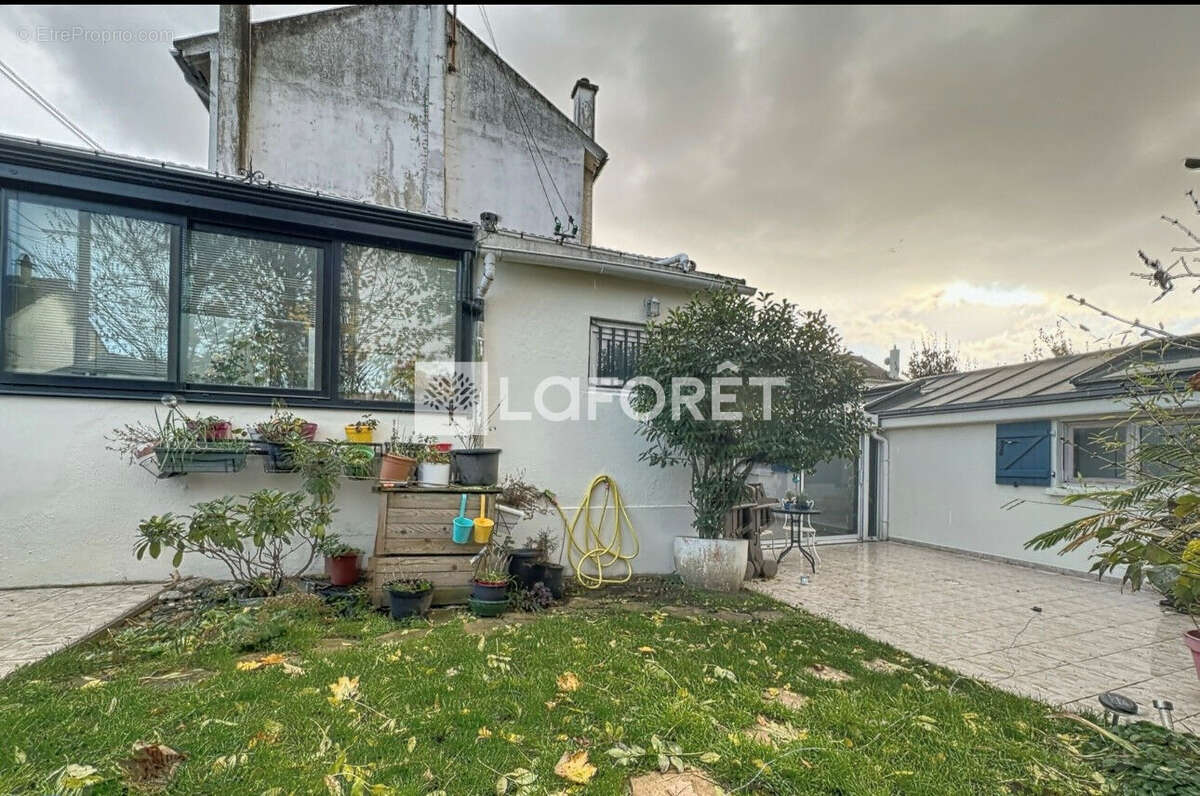 Champigny sur marne - le plant - photo 13