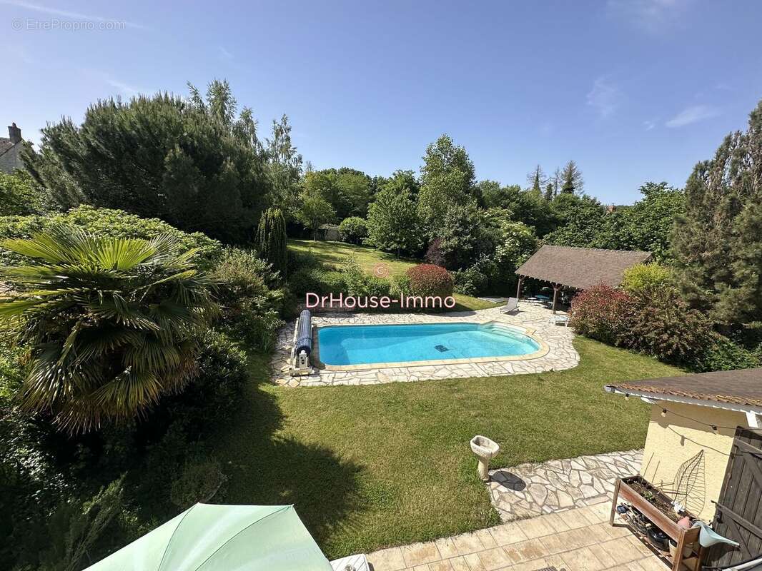 Maison à GILLES