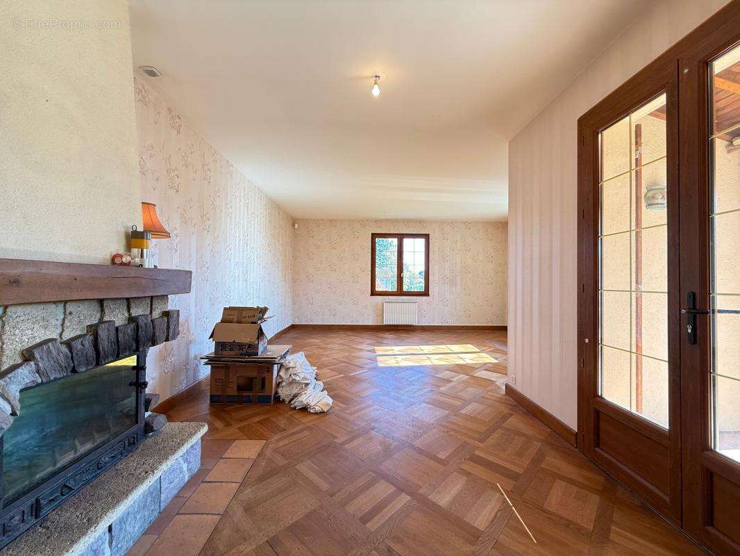 Maison à VAUX-SUR-MER