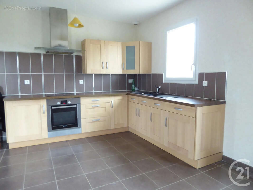 Maison à SAINT-SERNIN-DU-BOIS