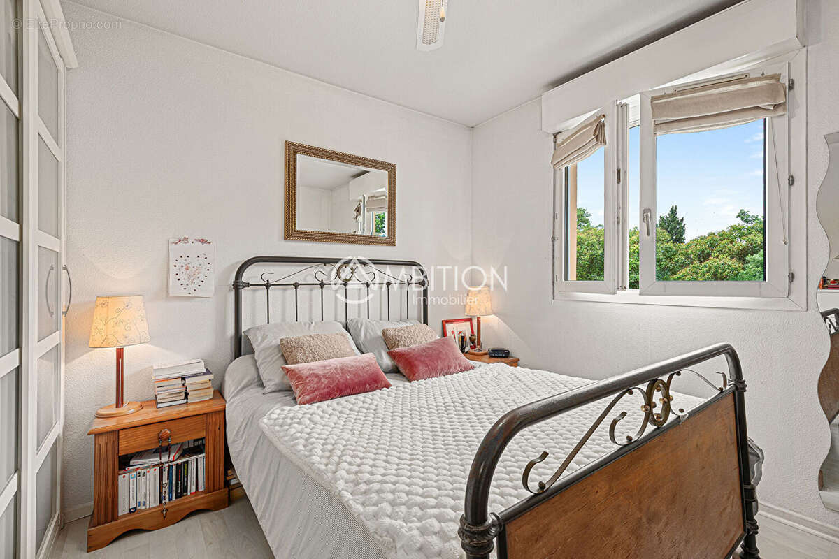 À vendre : Appartement 4 pièces avec parking privé à Fréjus avec piscine - photo 5