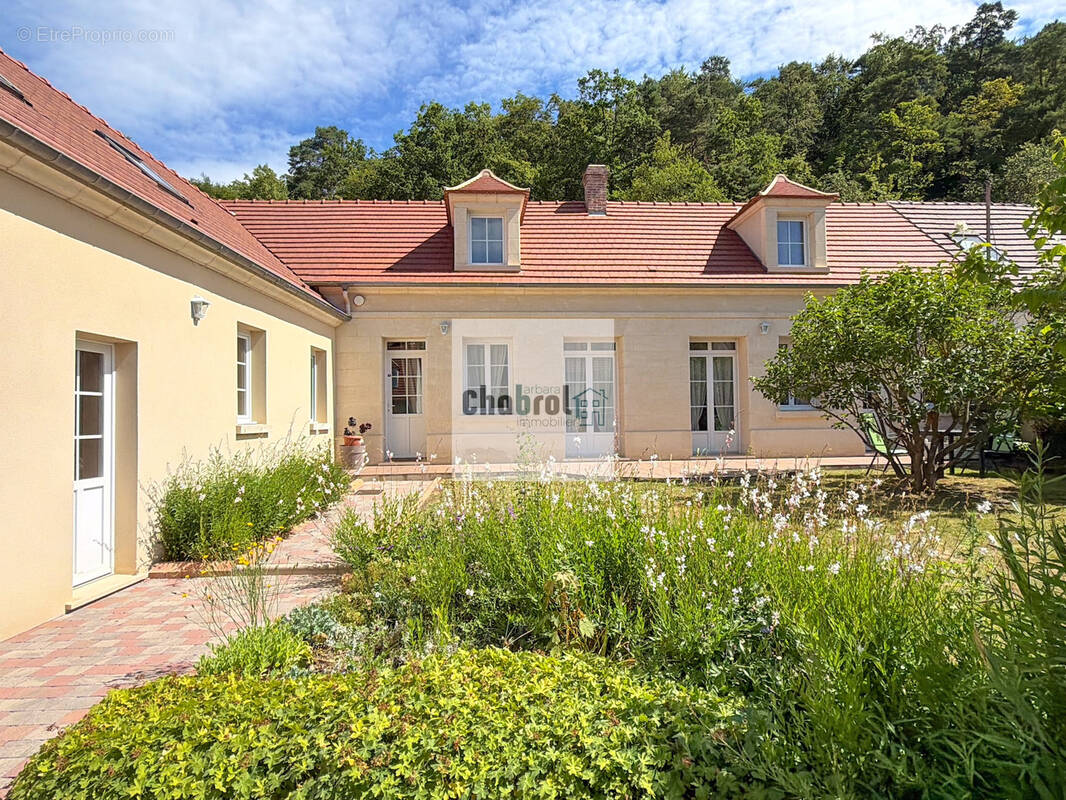 Maison à VERNEUIL-EN-HALATTE