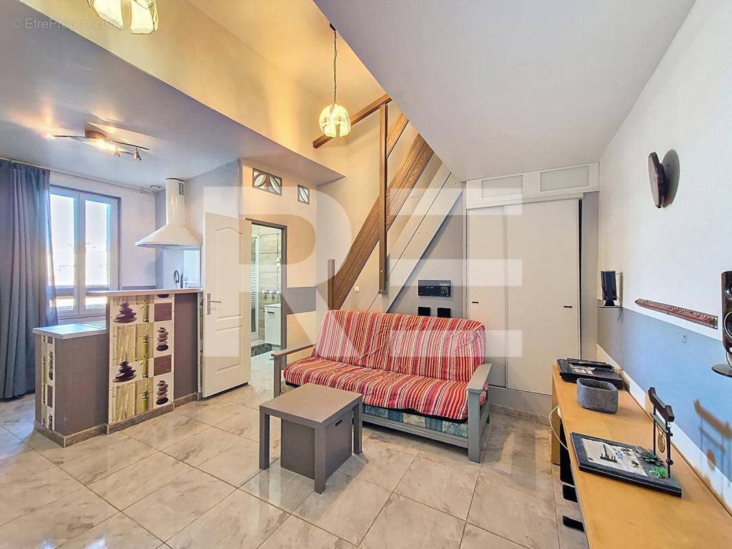 Appartement à LUNEL