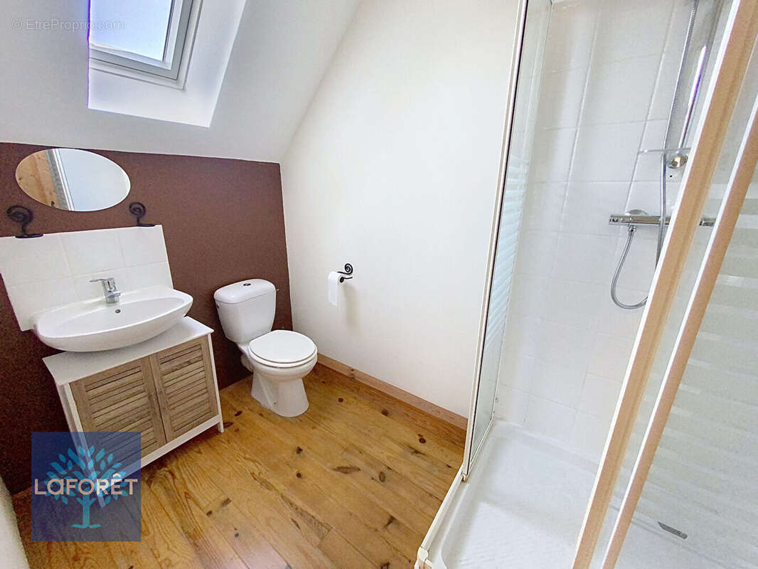 Maison à LA BAZOUGE-DU-DESERT