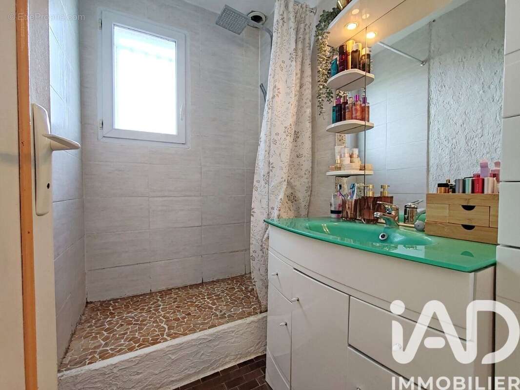 Photo 9 - Maison à LE PERRIER