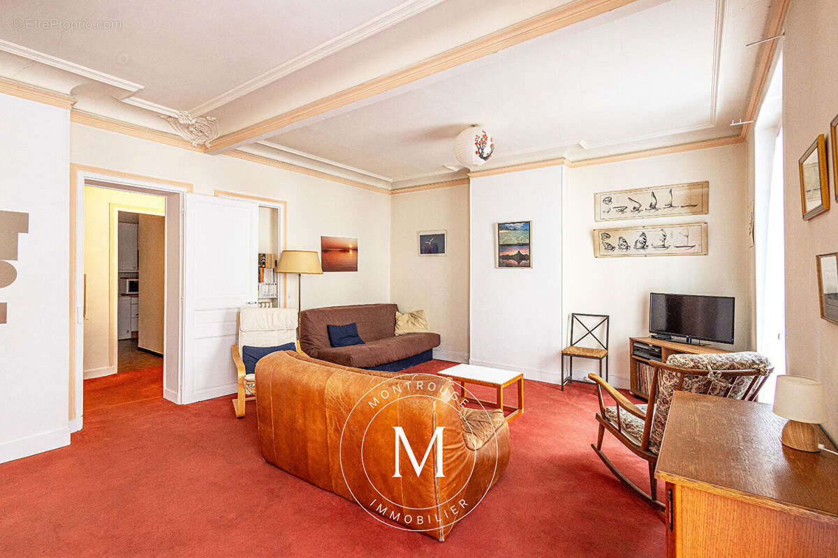 Appartement à PARIS-15E