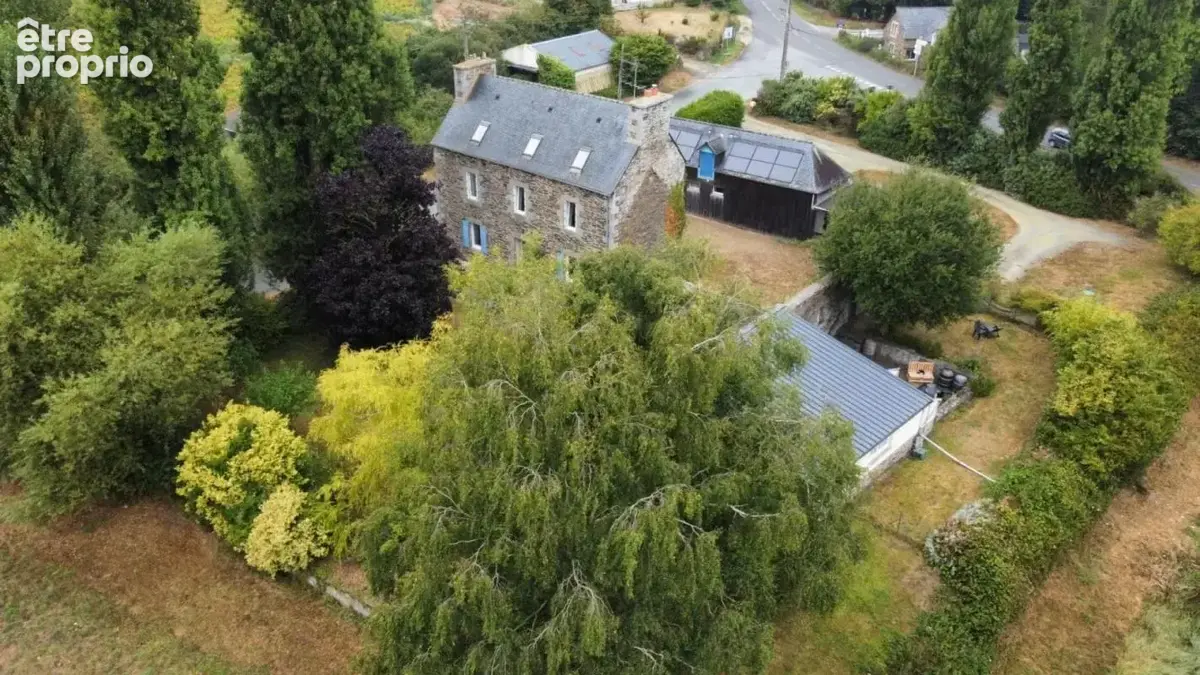 Maison 5 chambres + 3 locations type T2 - photo 17