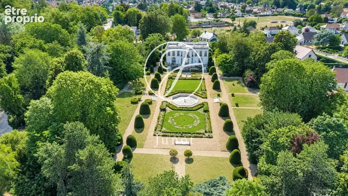 Anet - EURE-ET-LOIR - Château néoclassique au bord de l'Eure - photo 1