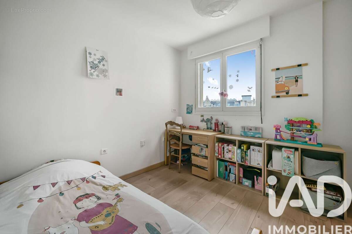 Photo 9 - Appartement à RUEIL-MALMAISON