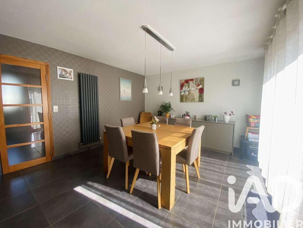 Maison 126 m² à Oignies  - photo 4