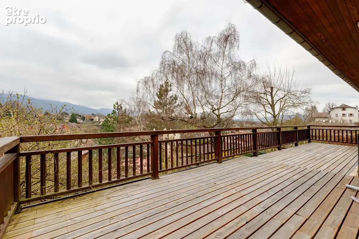 Maison T5 de 194 m² avec vue sur la montagne - photo 12