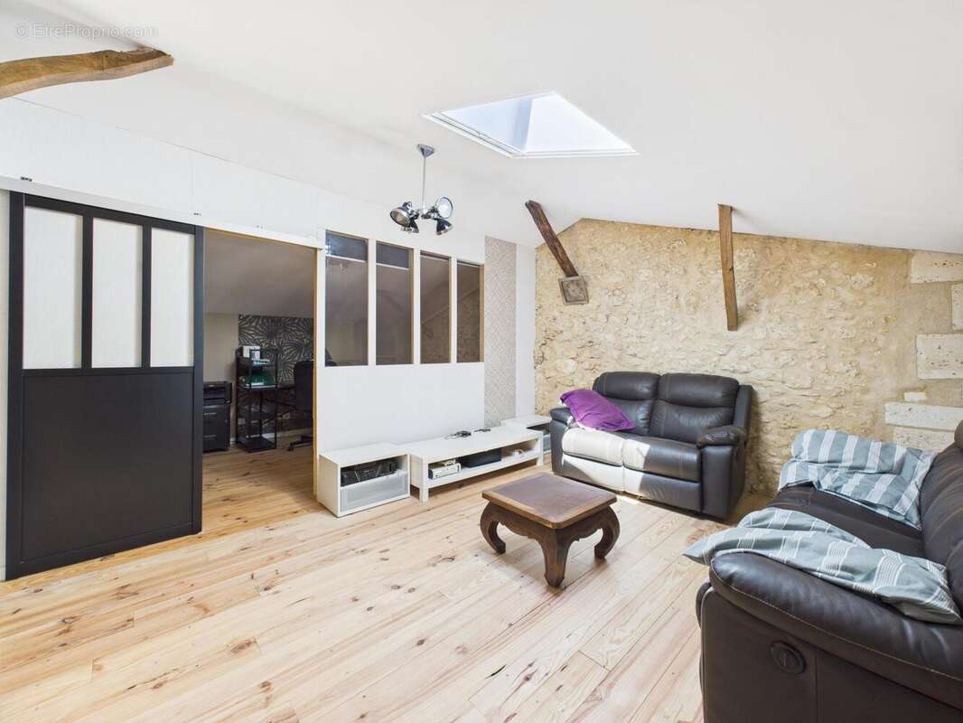 Photo 3 - Maison à MONTLIEU-LA-GARDE