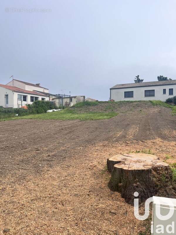 Photo 2 - Terrain à CHARRON