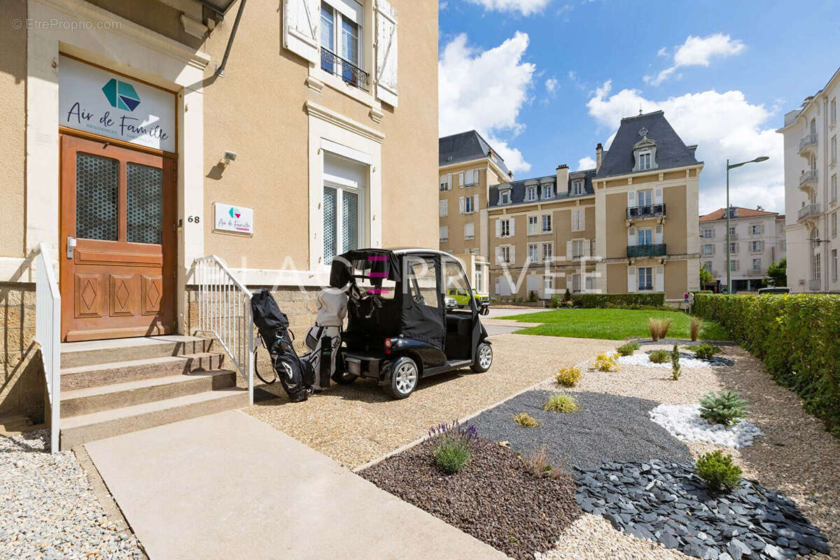 Ensemble immobilier - photo 18