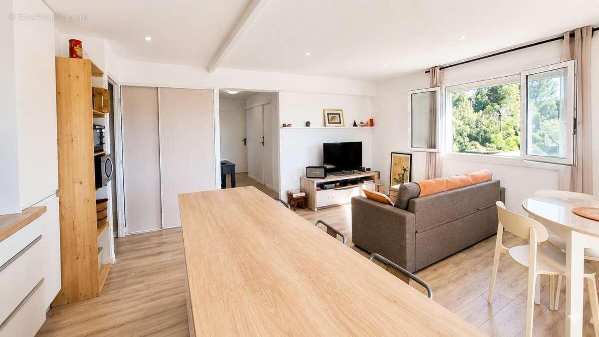 Appartement à SAINT-RAPHAEL