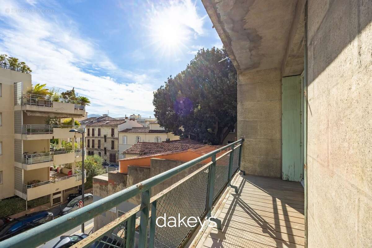 Appartement à MARSEILLE-8E