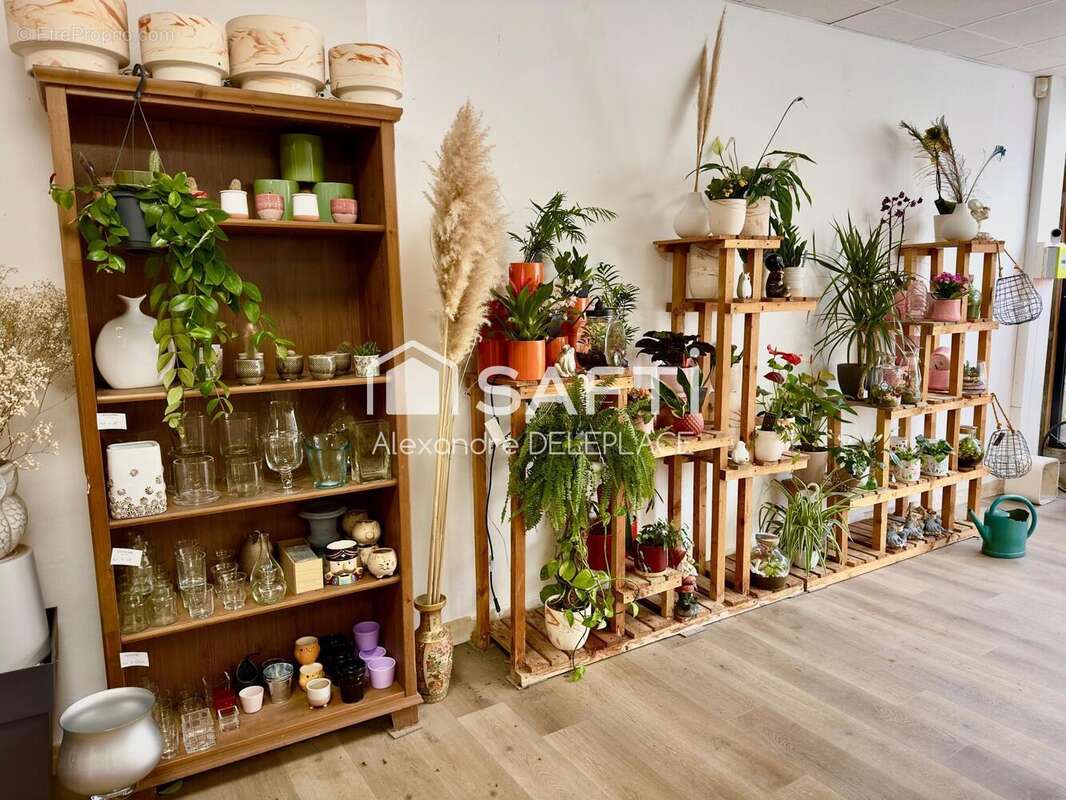 Photo 2 - Commerce à RIAILLE