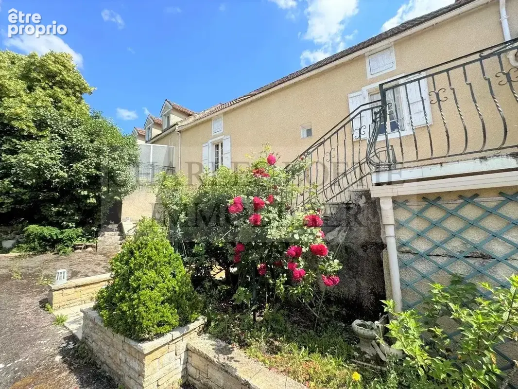 Ensemble immobilier situé à 5 minutes d'un village en Bouriane avec tous commerces - photo 26