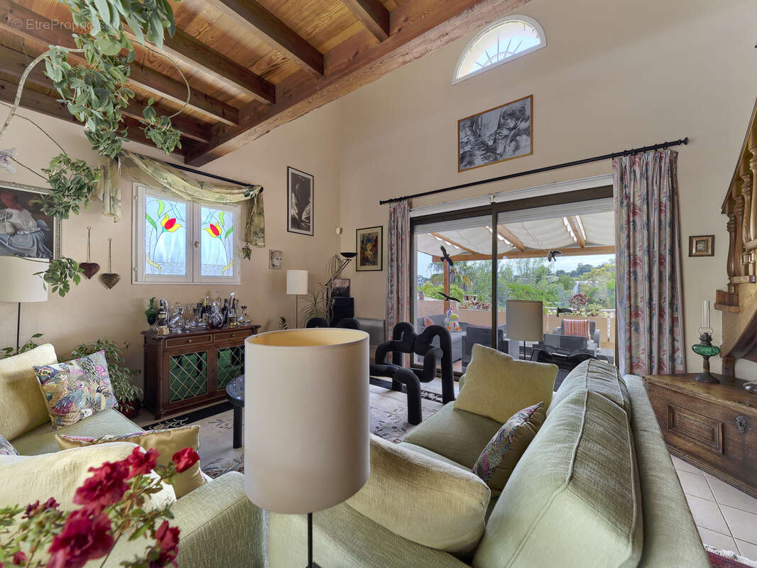 Maison à VILLENEUVE-LOUBET