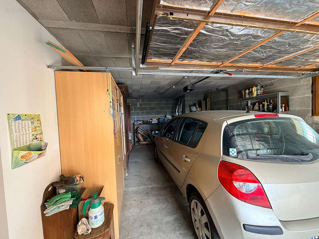 Située dans un village de caractère - photo 11