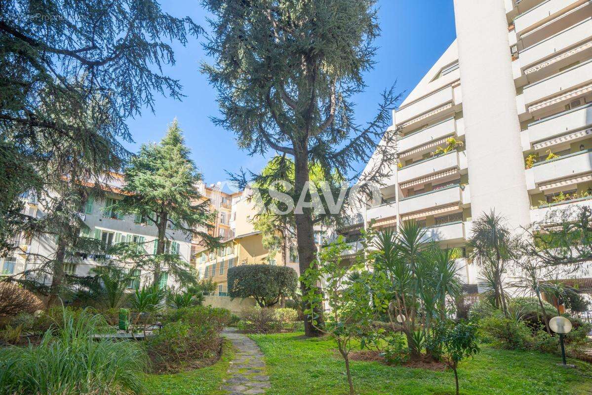 Vente Appartement 5 pièces de 88m² - 06000 Nice - photo 5