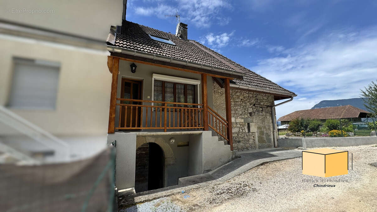 Maison à CHINDRIEUX
