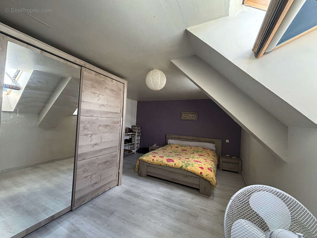 Maison à SAINT-YRIEIX-LA-PERCHE