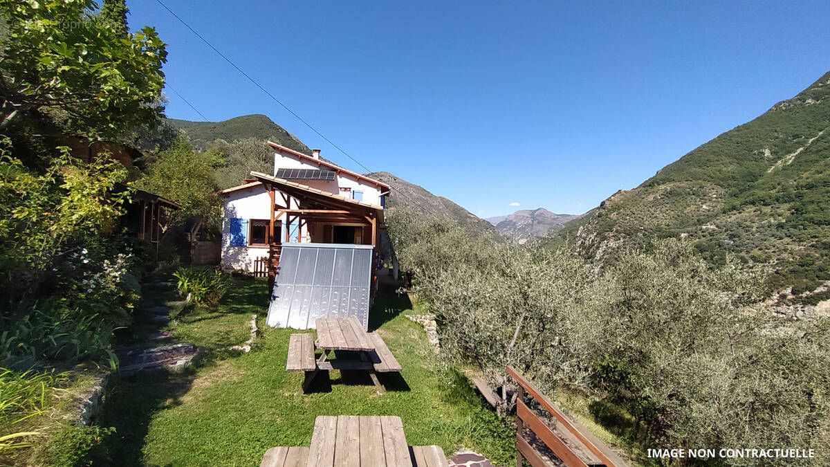 Maison à BREIL-SUR-ROYA