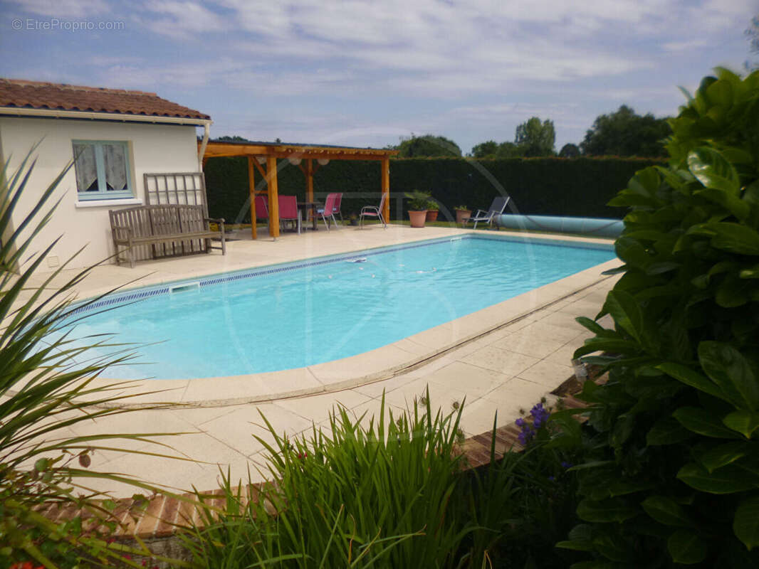 Maison à SAINTE-FOY-LA-GRANDE