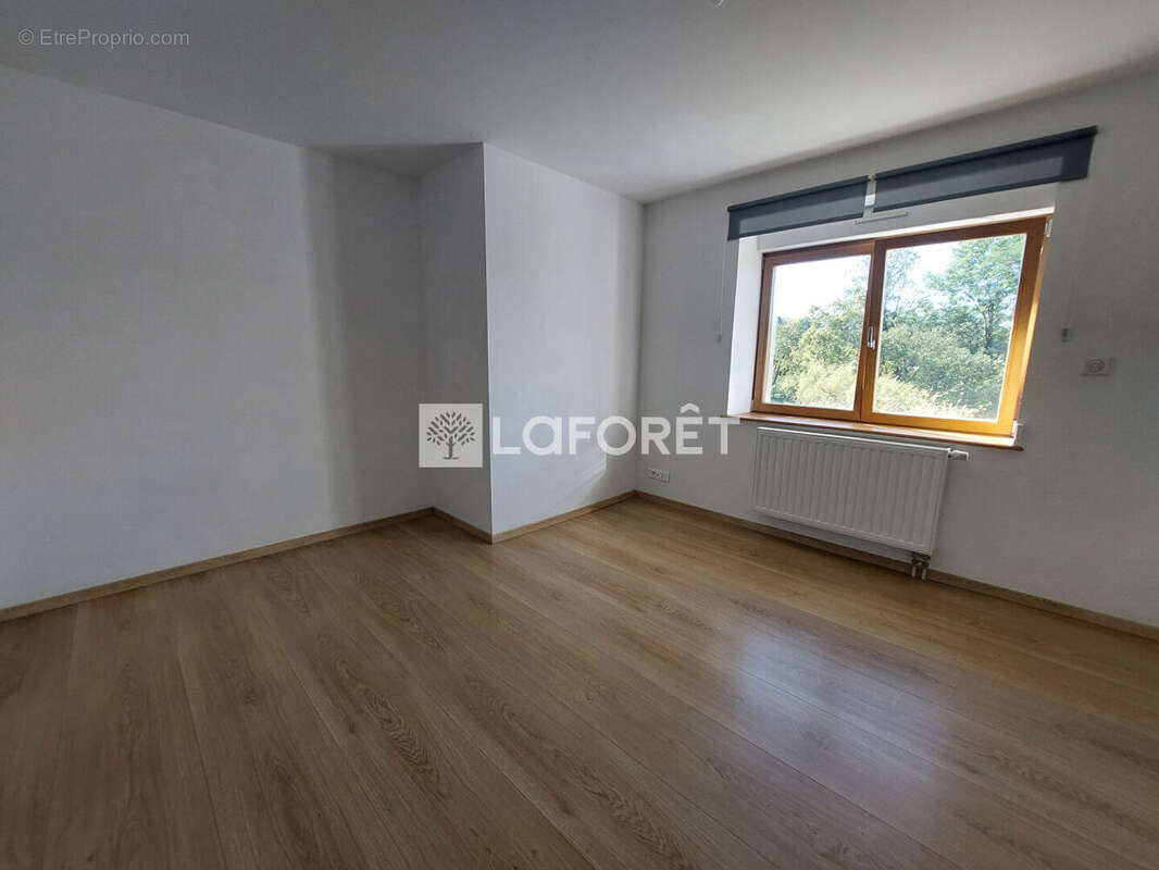 Maison à GRANDVILLERS