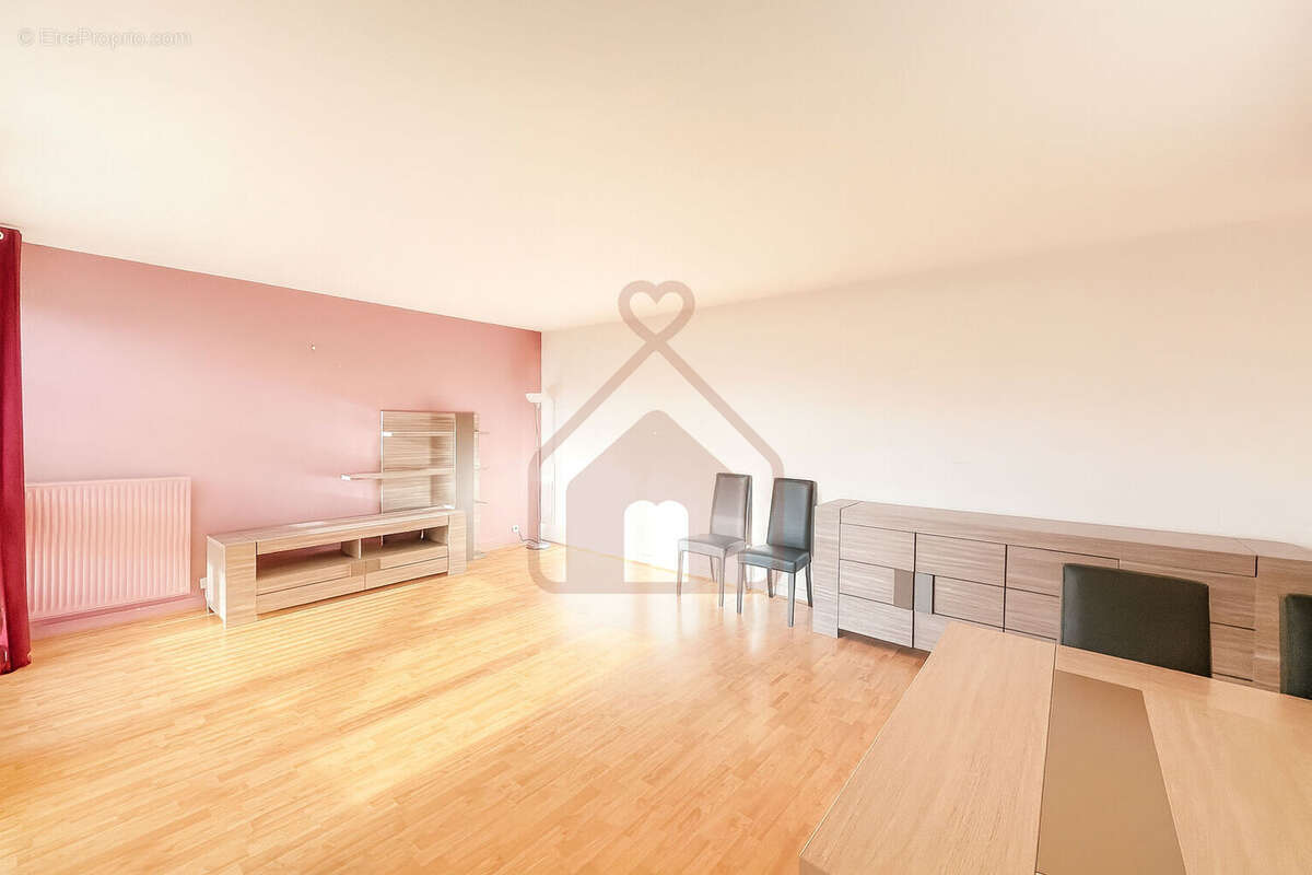 Appartement à LE KREMLIN-BICETRE