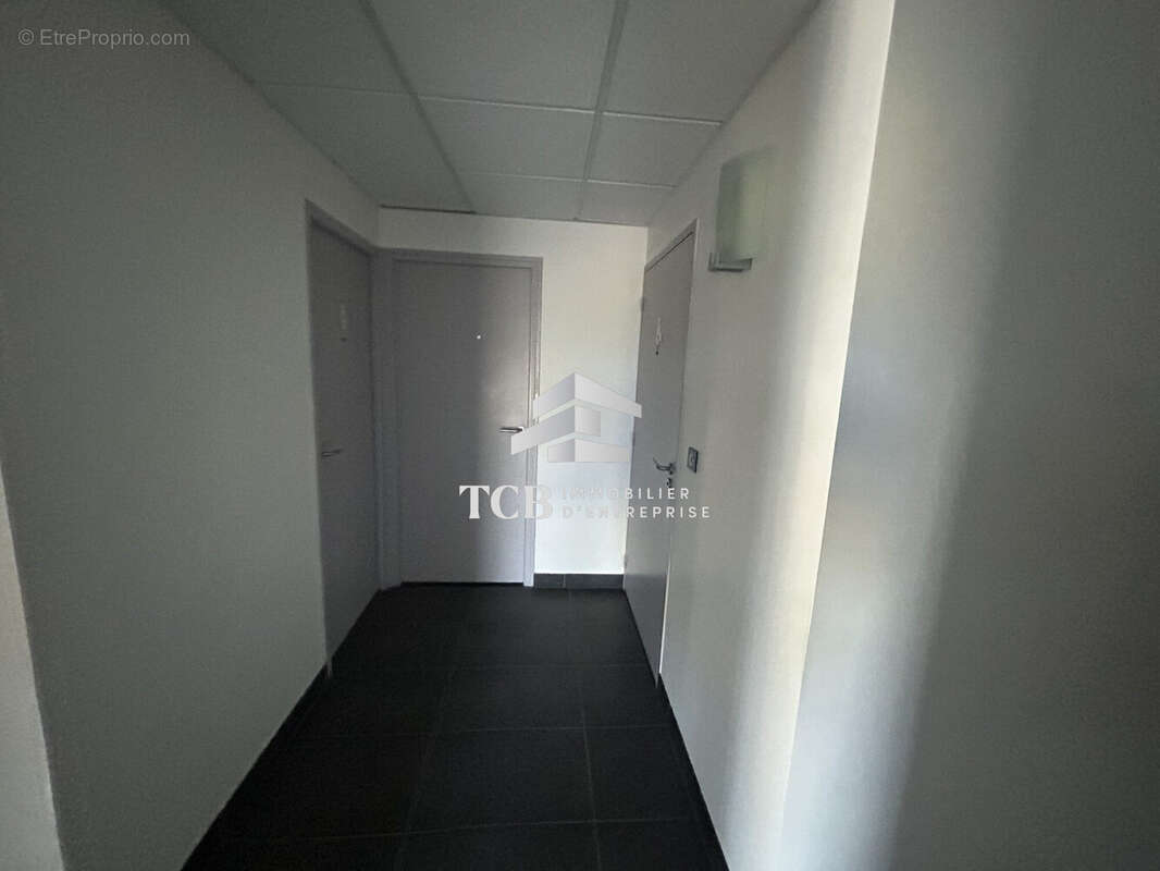 Commerce à LA HAIE-FOUASSIERE