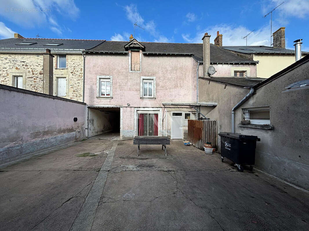 Maison à VERN-D&#039;ANJOU