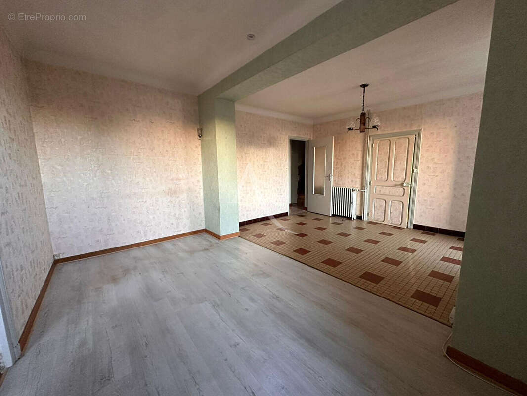 Maison cholet gare 125 m² - photo 2