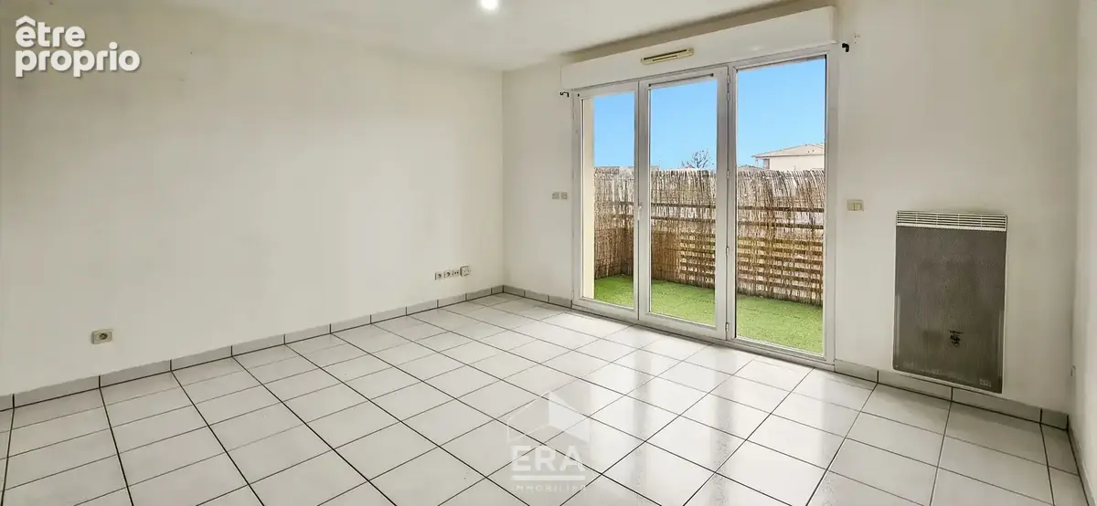 Appartement à PAREMPUYRE