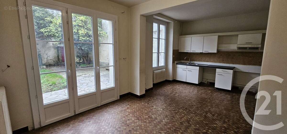 Maison à CHATEAUDUN