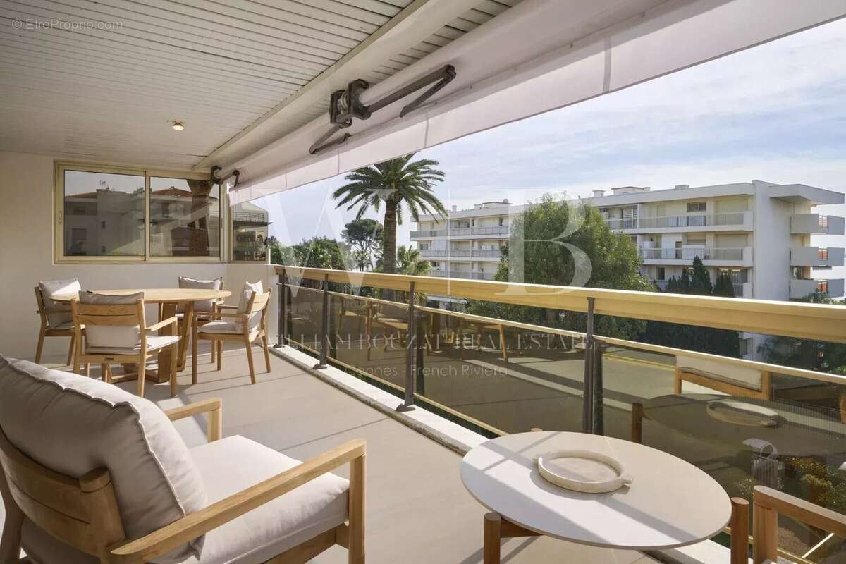 Appartement à CANNES