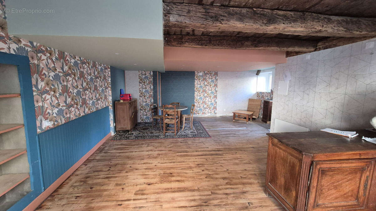 Maison/Gîtes de 160 m², au coeur de SAINT CHELY D'AUBRAC. - photo 3
