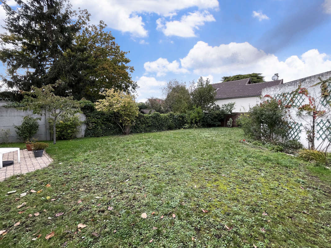 Maison à LE VESINET