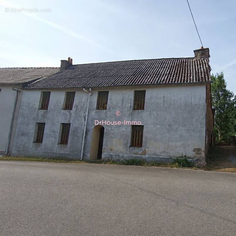 Maison à LA TRINITE-PORHOET