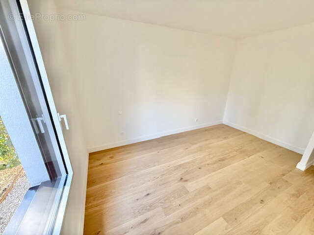 Appartement à FERNEY-VOLTAIRE