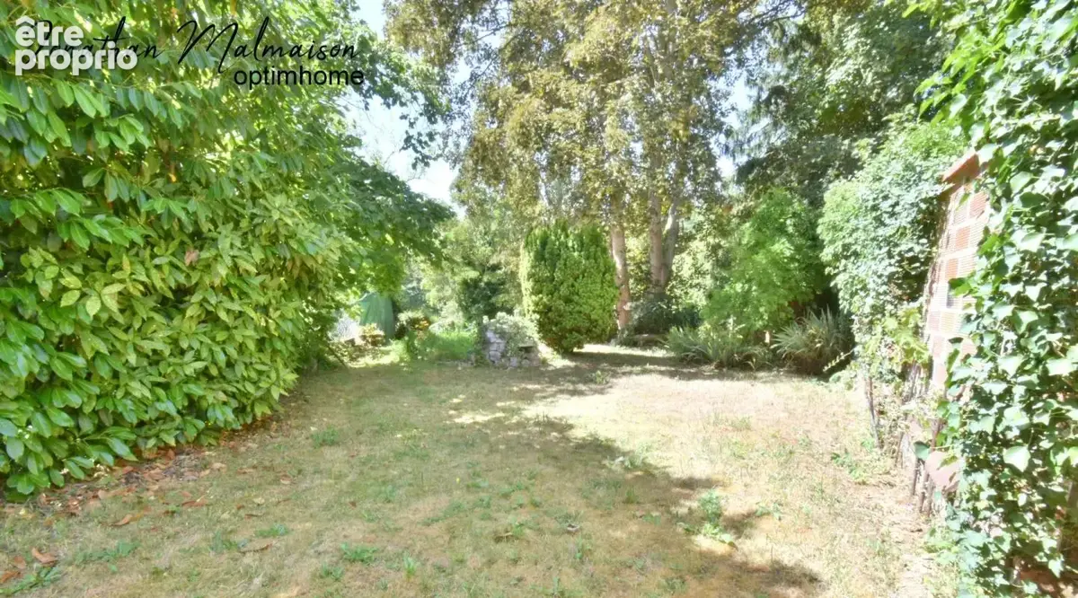 Maison de ville avec garage, jardin et fort potentiel – À deux pas de la gare et du centre-ville de Conches-en-Ouche - photo 3