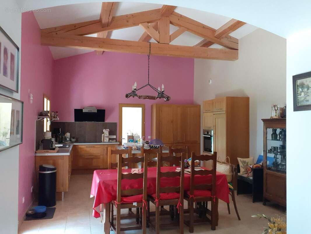   - Maison à DRAGUIGNAN