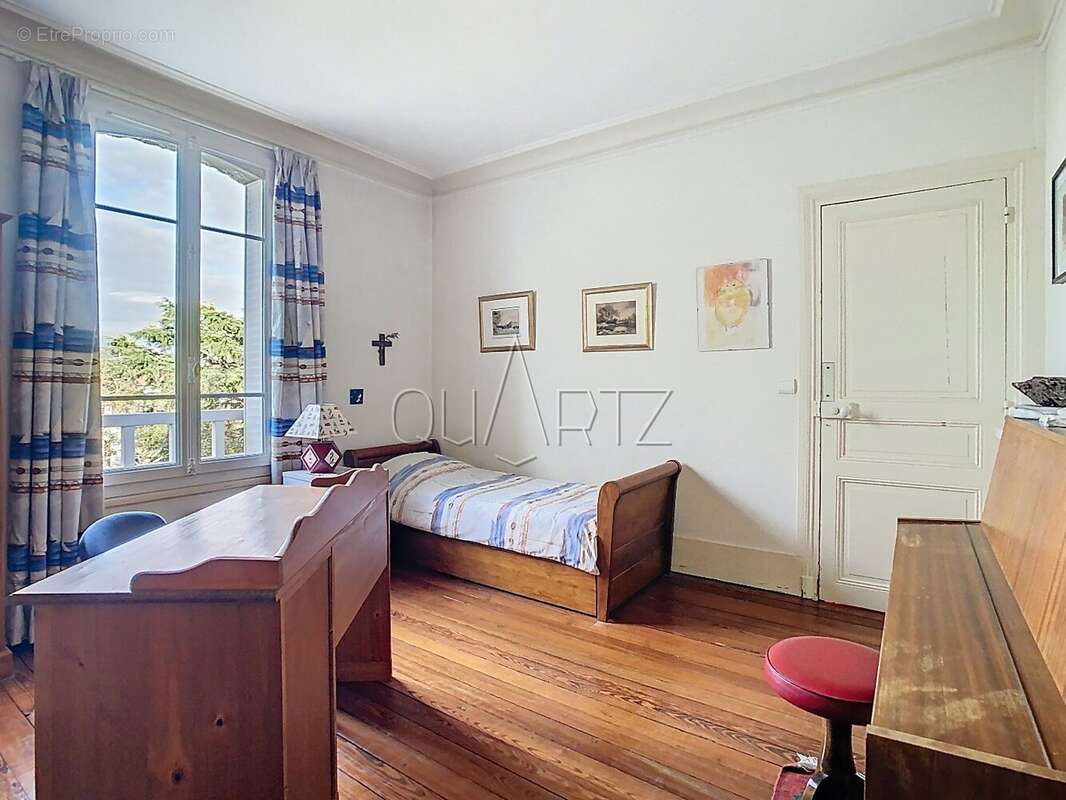 Maison à LE CHESNAY