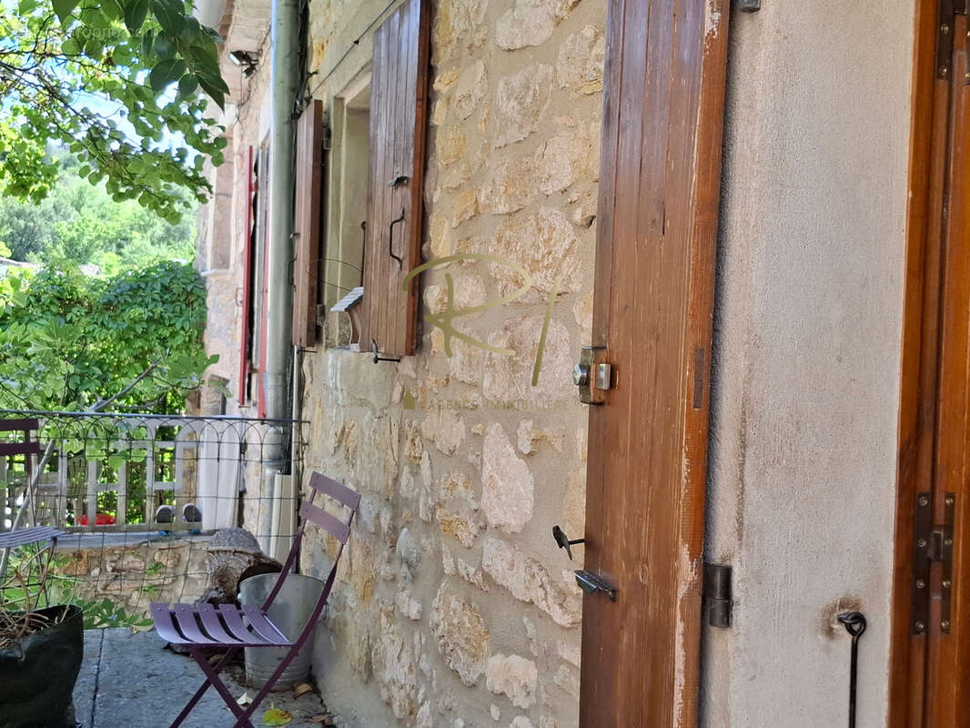 Maison à SALAVAS
